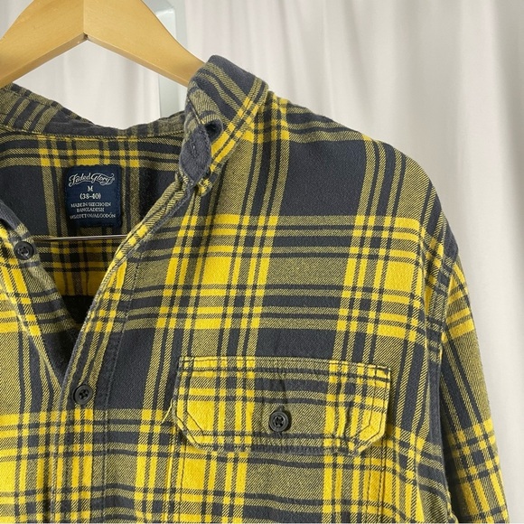 Faded Glory Medium Grunge Plaid Button Down Shirt Outdoor Hiking Barn Chore - Picture 6 of 6